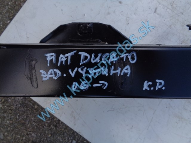 zadná výstuha nárazníka na fiat ducato 